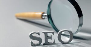 SEO and Magnfying Glass